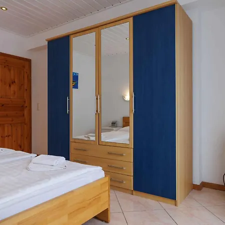 شقة Unit_type_holiday_room With Garden In Krk 55037 *